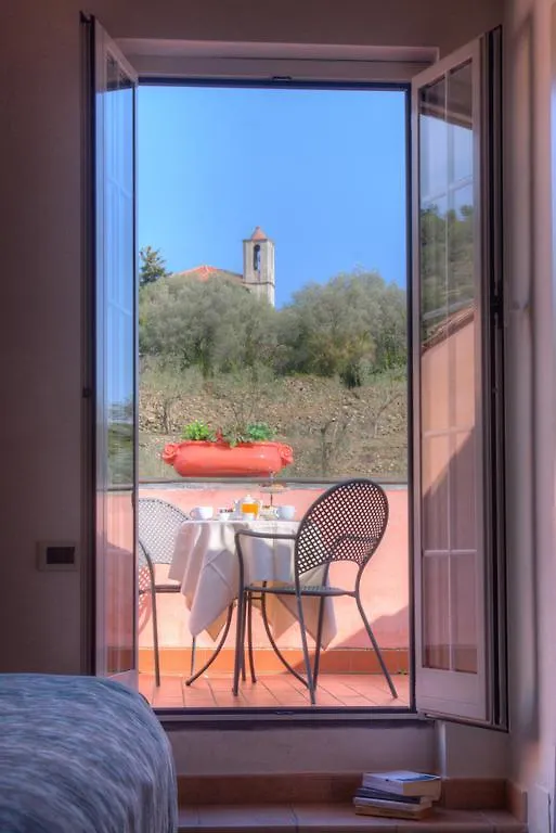 Relais Borgofasceo Hotel Ortovero 3*,  Italië
