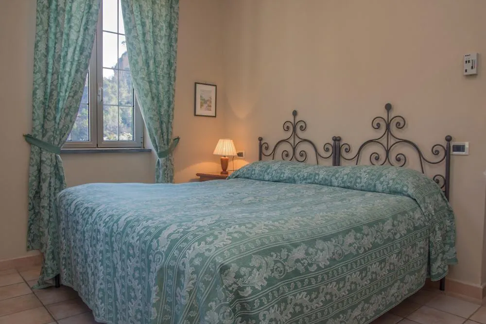Relais Borgofasceo Hotel Ortovero 3*,